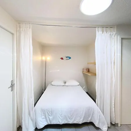 Villa Maisons De La Foret - Maisonnette Au Coeur De La Pinede - 4 Pers. - Ocean Proche Centre Mae-0431 *